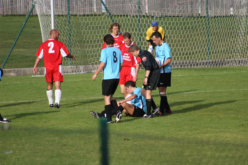 gal/08. Spieltag- SV Reischach-Rasen/2006-10-24 - SVR gg. Rasen-Antholz 133.jpg